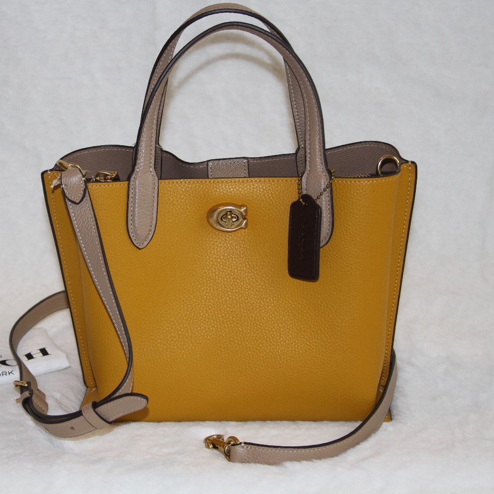 NWT Coach Willow Tote Bag Leather Purse Crossbody In Colorblock Yellow Gold